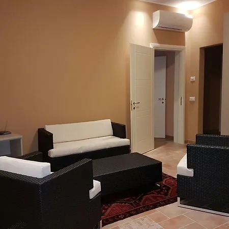 게스트하우스 Perla Nera 임페리아