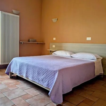 Gasthof Perla Nera Imperia
